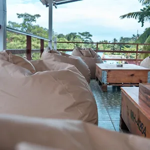 Closca Hostel